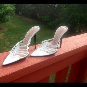 Open toe, 3 inch high heels shoes